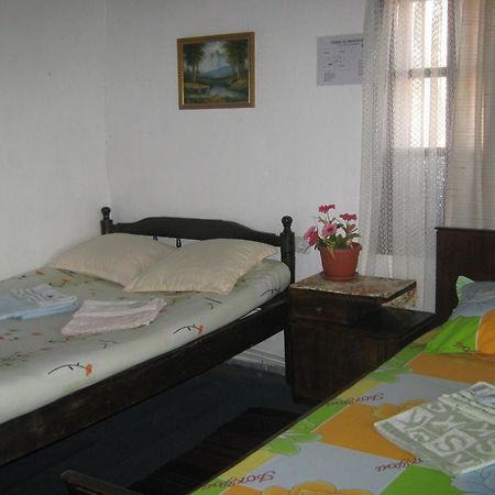 Obedinenie The Old House Guest House חדר תמונה
