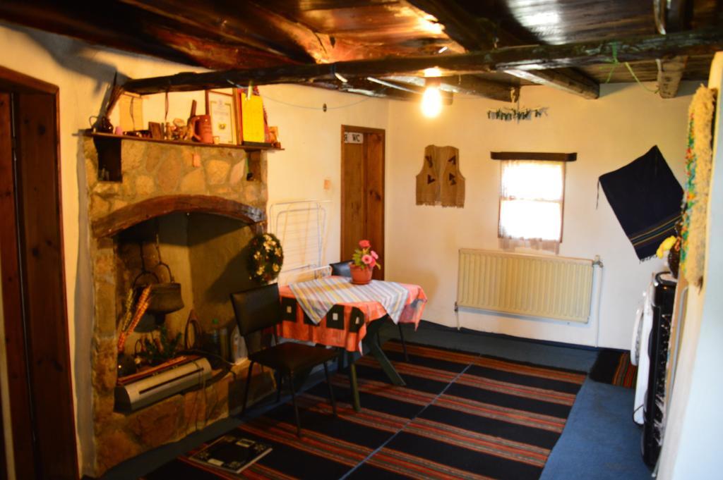 Obedinenie The Old House Guest House מראה חיצוני תמונה