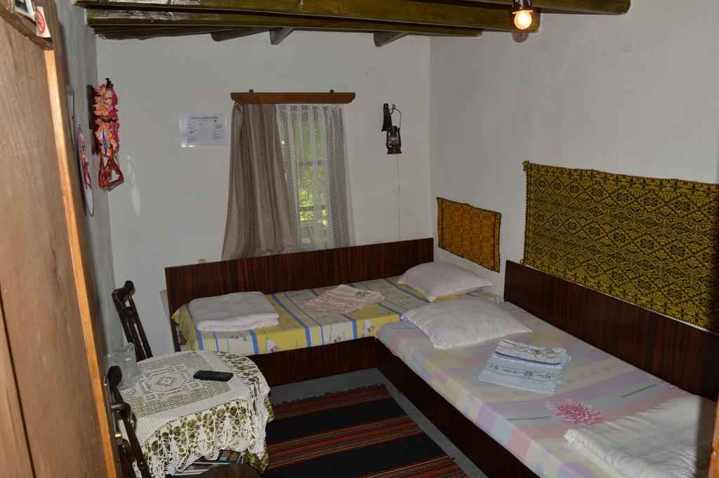 Obedinenie The Old House Guest House חדר תמונה